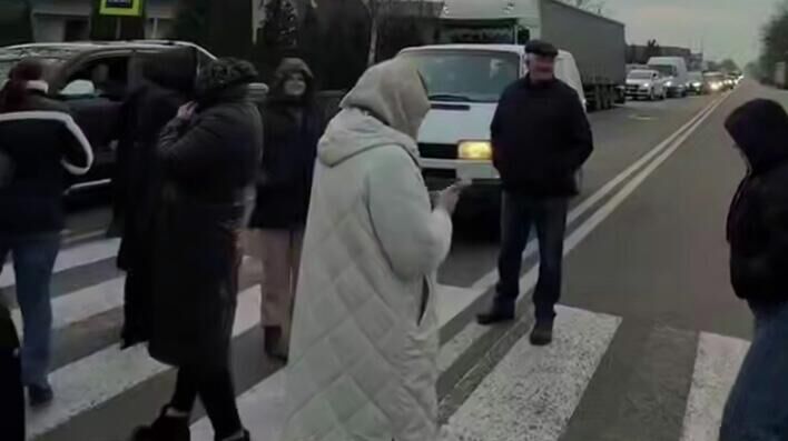 В Одесской области работники автосервиса побили сотрудников ТЦК