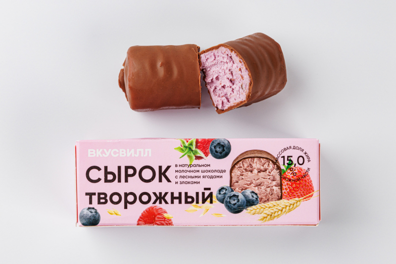 Сырок творожный с лесными ягодами и злаками 15%